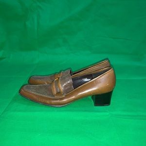 VANELi Copper Loafers Size 7.5